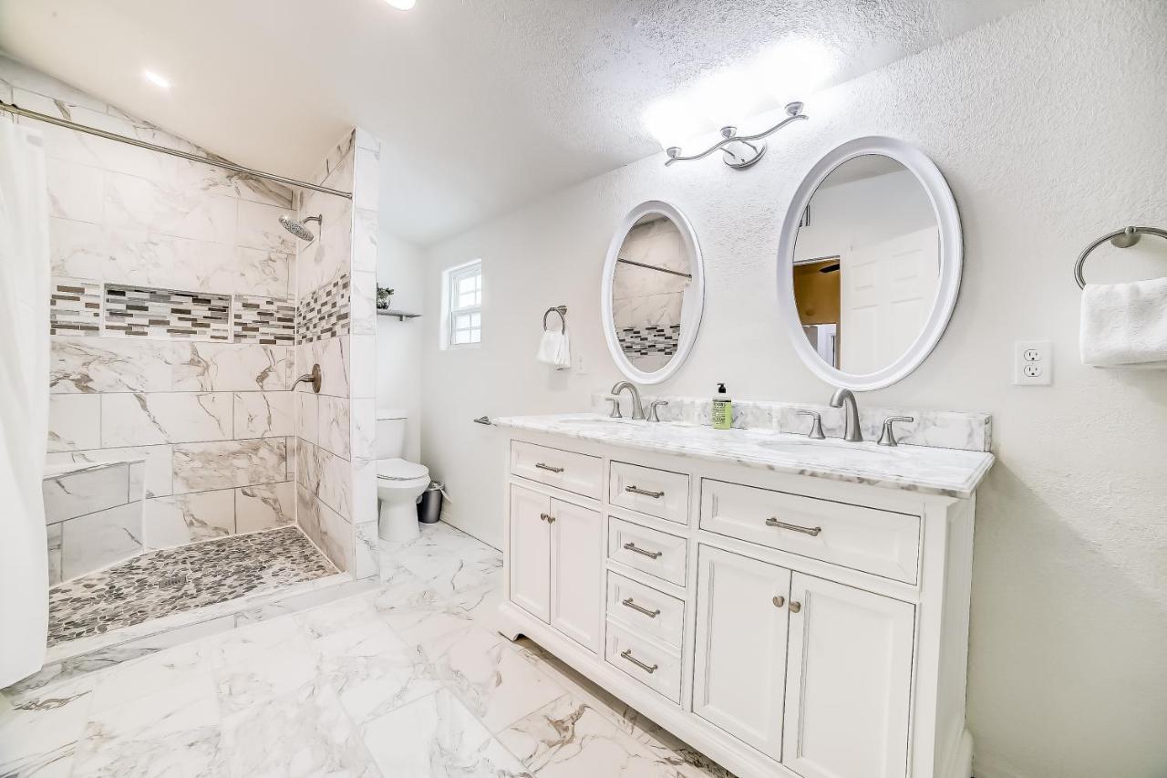 Midtown Modern Farmhouse San Antonio Zewnętrze zdjęcie
